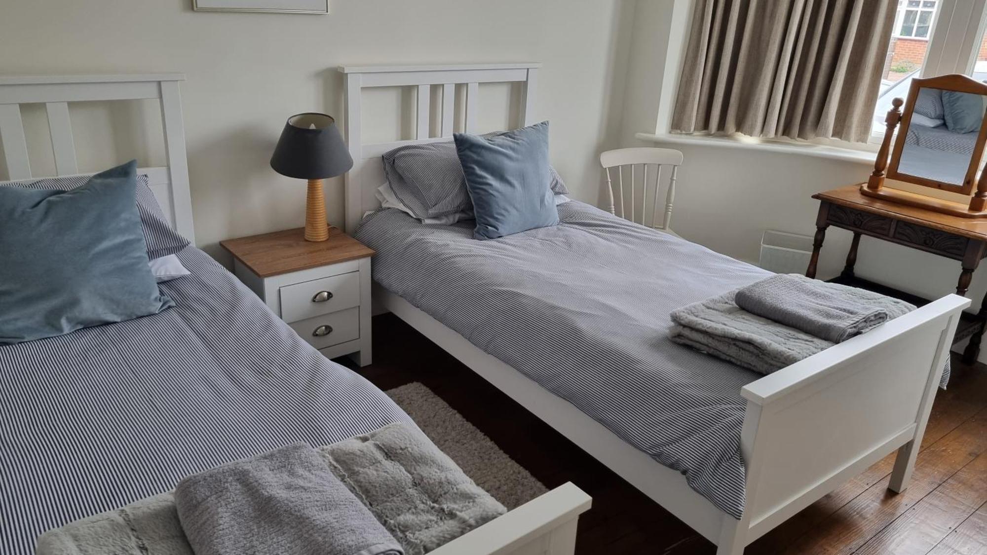 פרנדאון Cosy Bournemouth Bungalow מראה חיצוני תמונה
